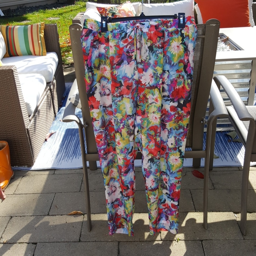 Summer floral joggers