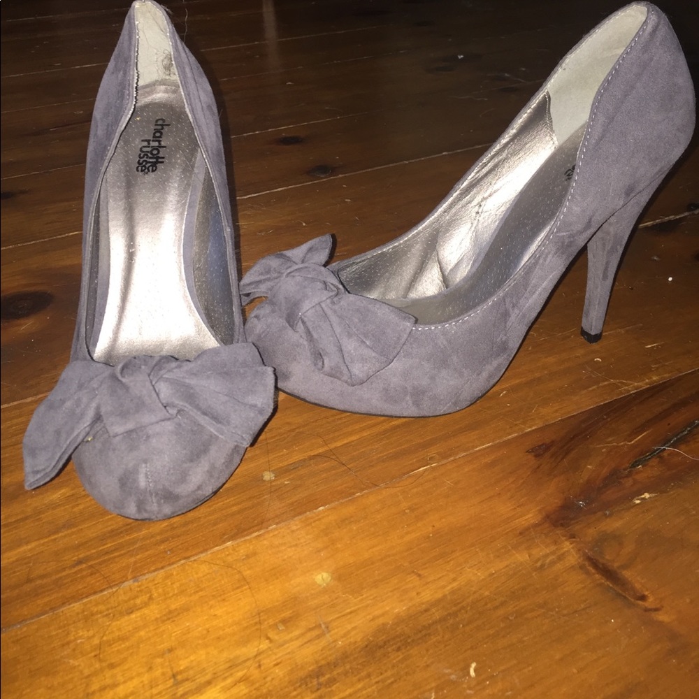 Grey suede pumps