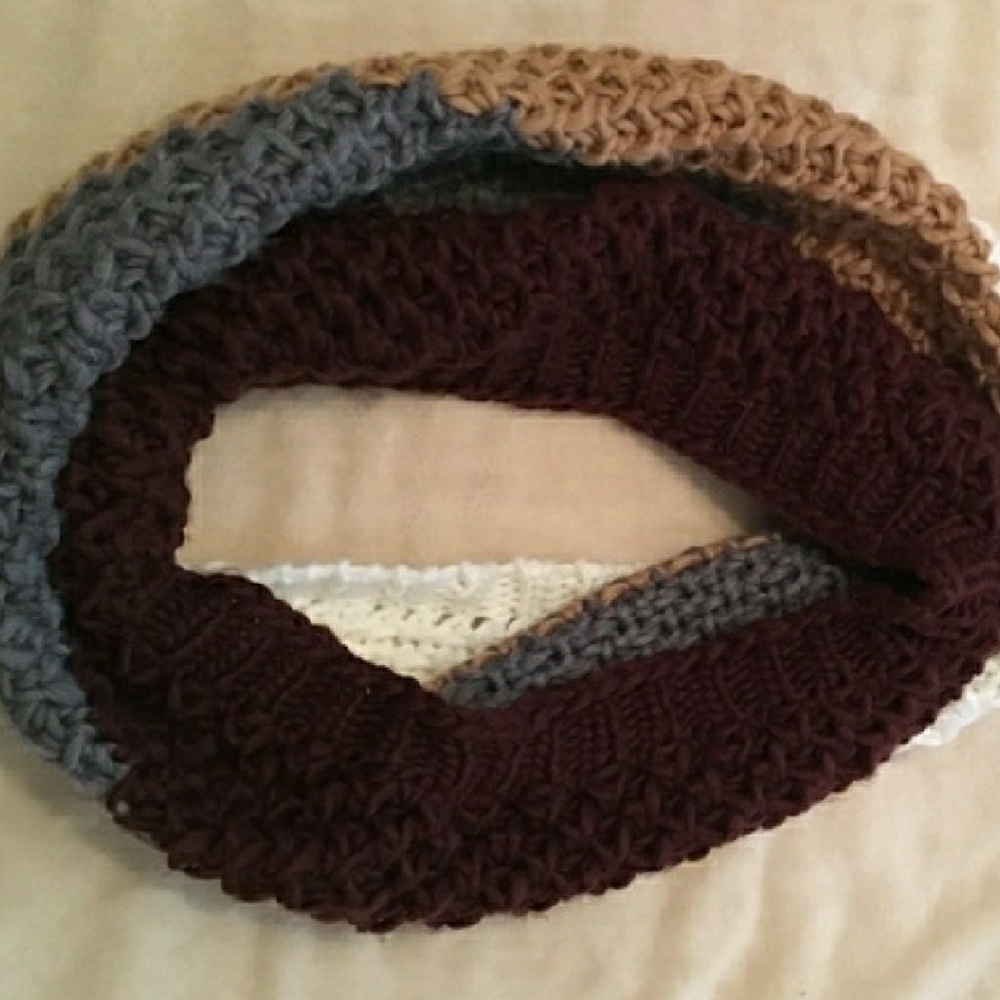 Tried color infinity crochet scarf