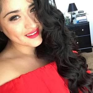 Meet your Posher, Magali