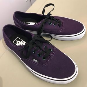 NWOT Vans