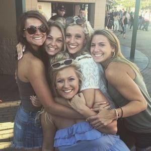 Meet your Posher, Andrea