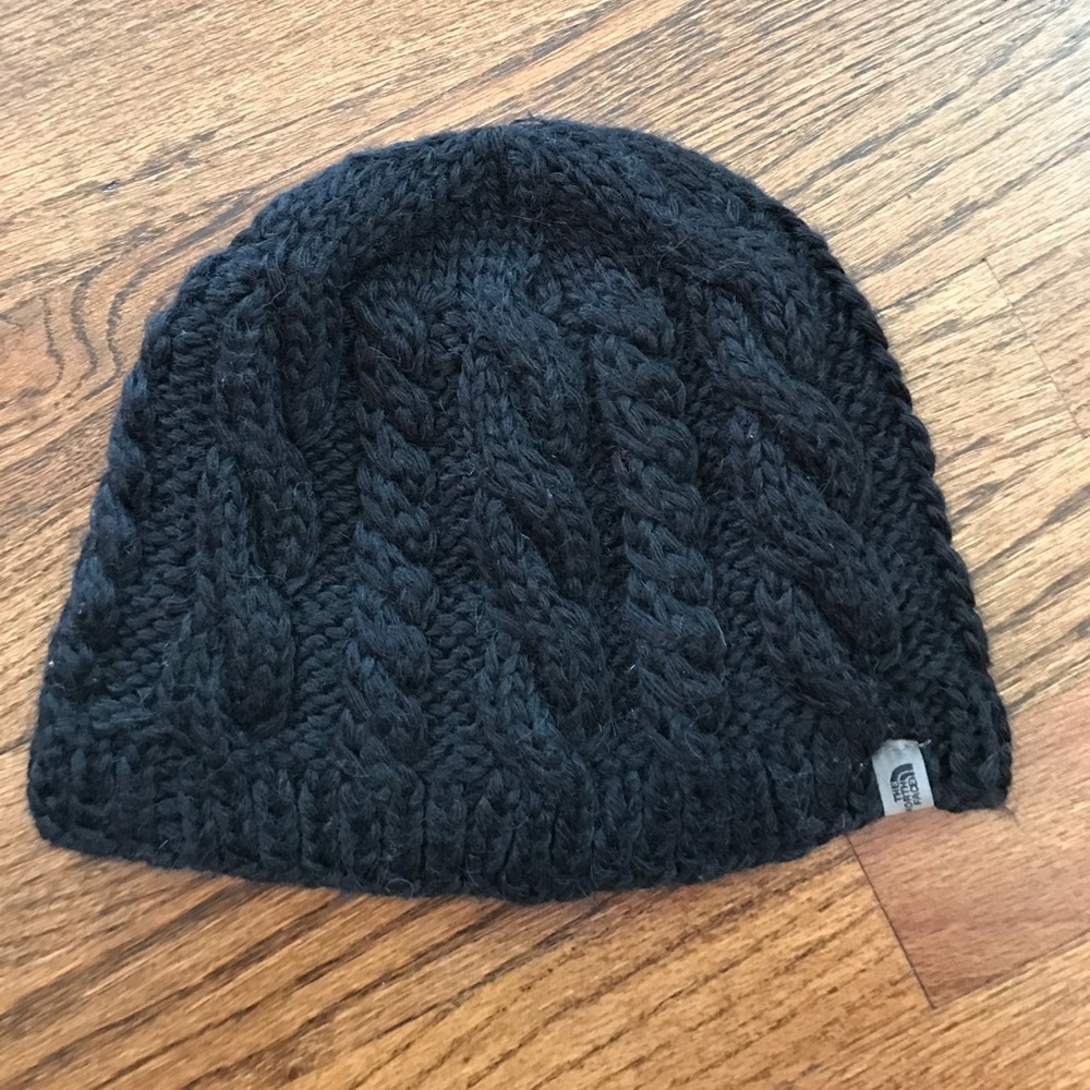 Black North Face Hat