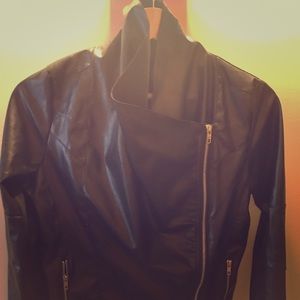 Cute thin pleather zip up fall jacket