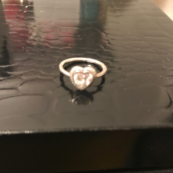 Pandora Sparkling Love Heart Ring - Picture 2 of 2