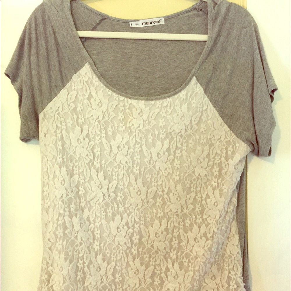 Cute grey/white lace tee!
