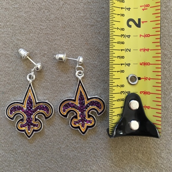 SAINT'S FANS. Fluer De Lis Pierced Earrings - Picture 4 of 5