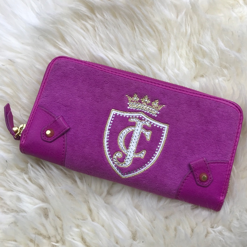Brand New!! Juicy Couture Wallet!