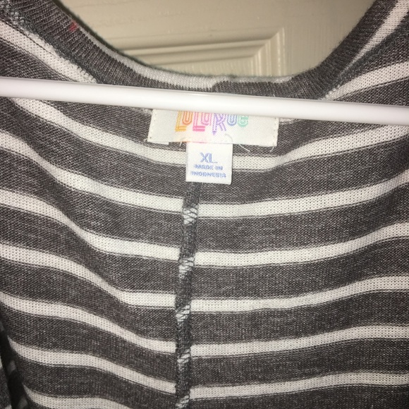 LulaRoe Sarah Grey & White Stripes. XLarge - Picture 3 of 3