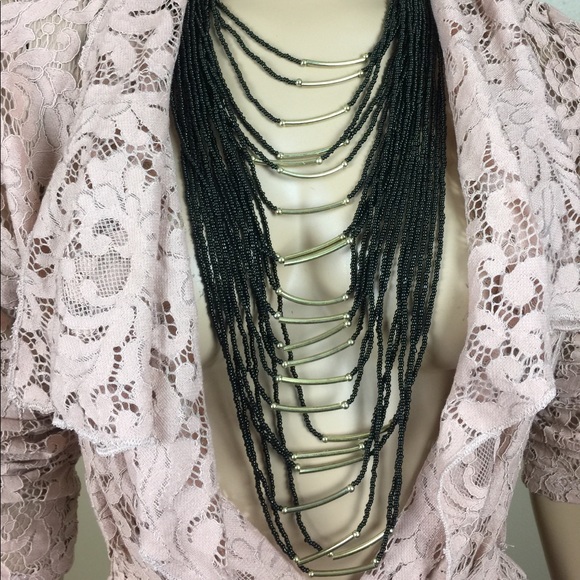 Black Beads Beaded Gold Bar Embellished Necklace - Picture 4 of 4