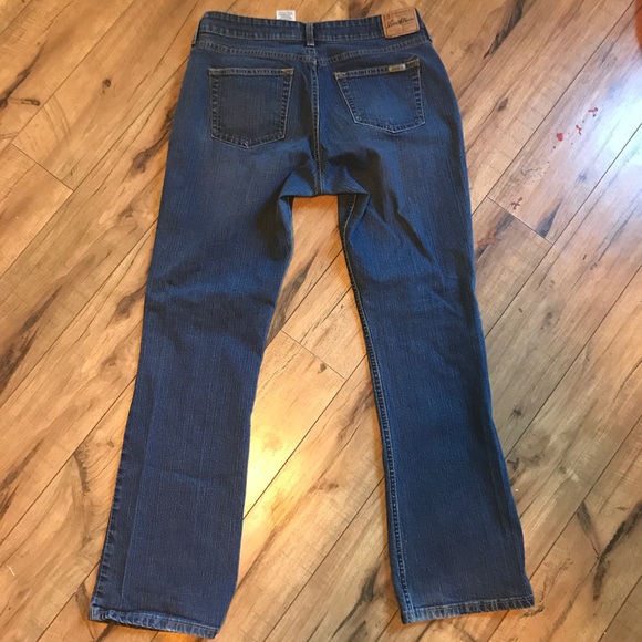 Levi Strauss Signature Jeans, 8, Low Rise Bootcut - Picture 2 of 6