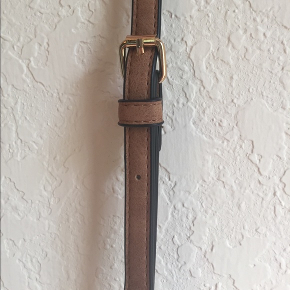 NWOT Fringe Tan Purse/wallet. - Picture 5 of 8