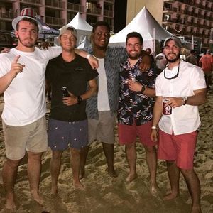 Meet your Posher, Tj