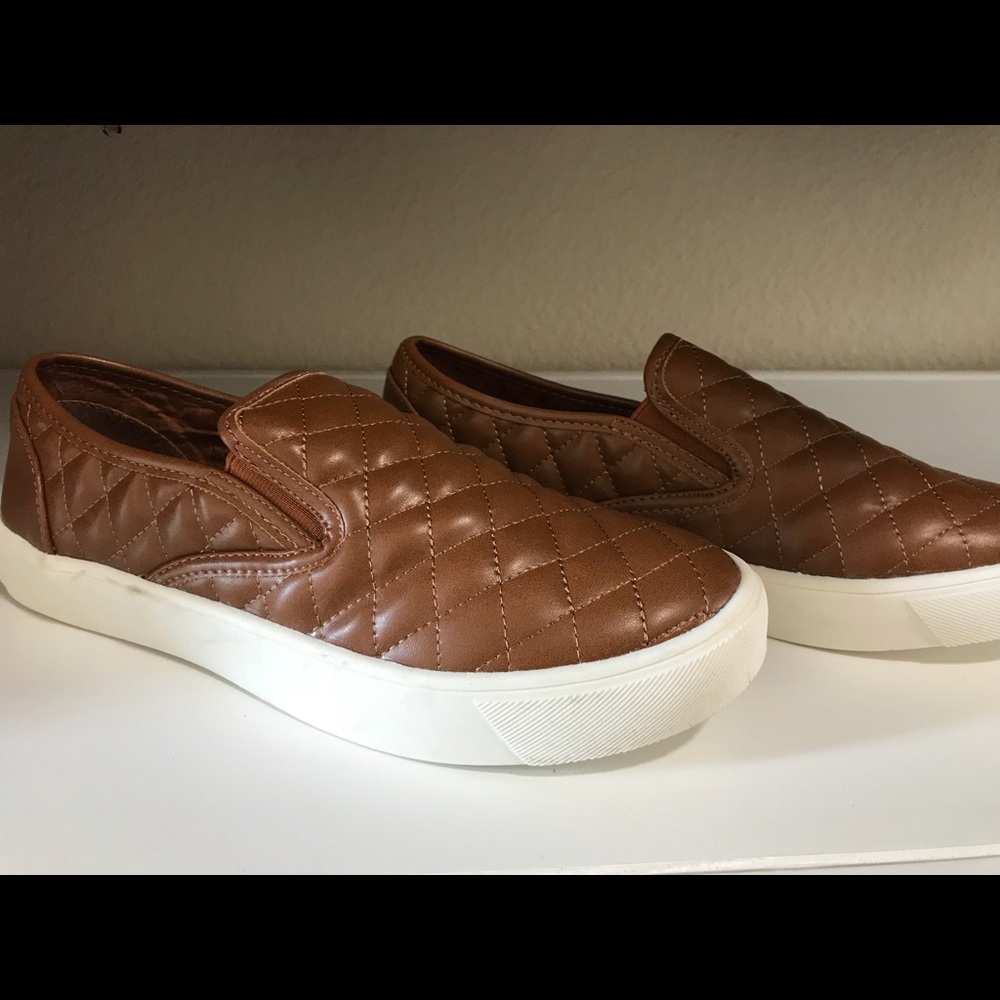 Form + Focus Brown shoes