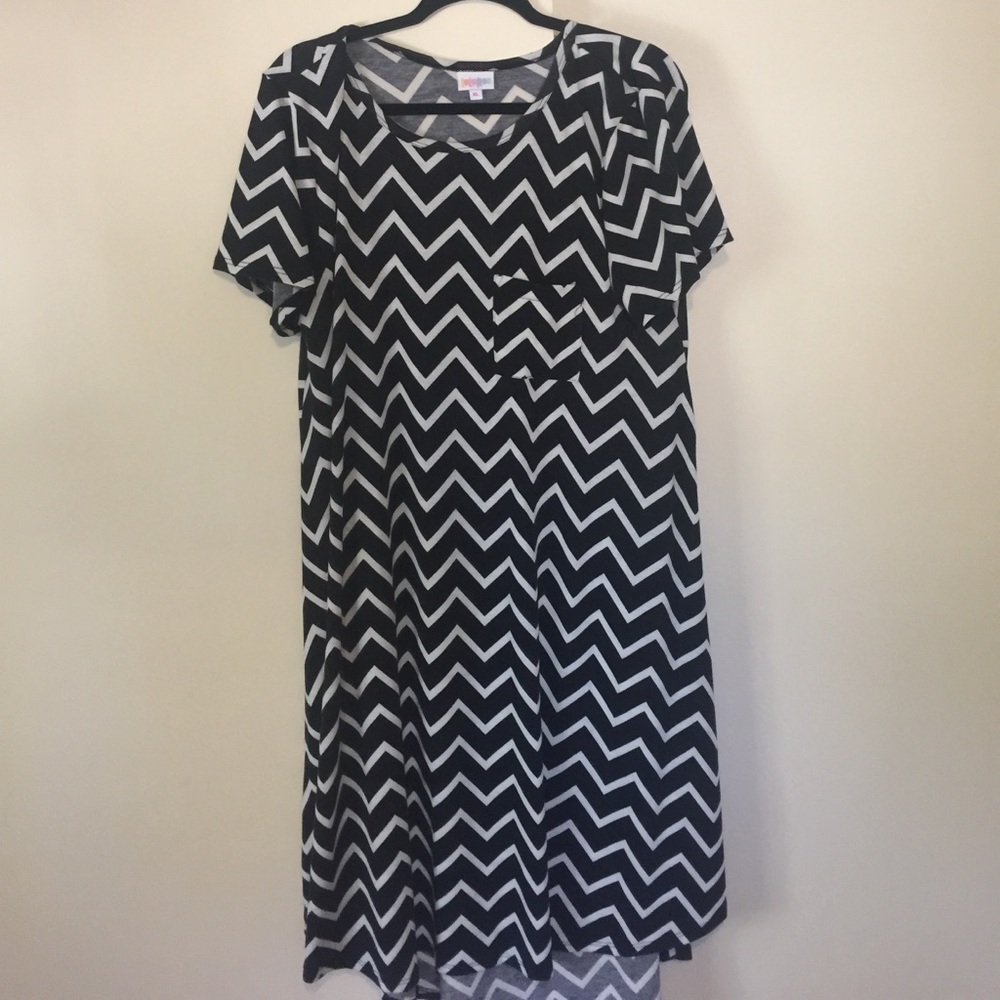 Lularoe Carly dress