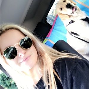 Meet your Posher, Madie