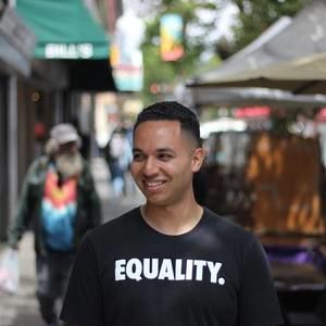 Meet your Posher, Javier