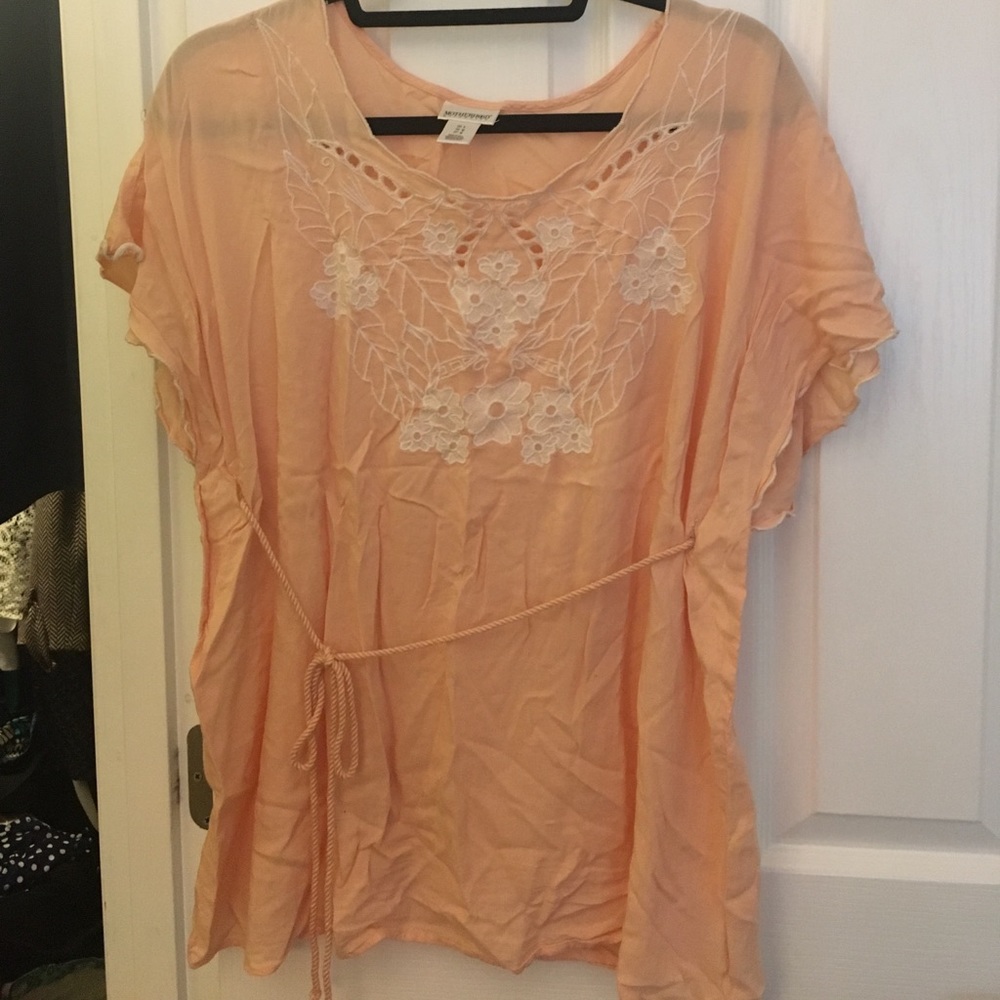 Motherhood Maternity peach embroidered top L