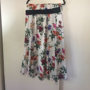 Lularoe Lola skirt