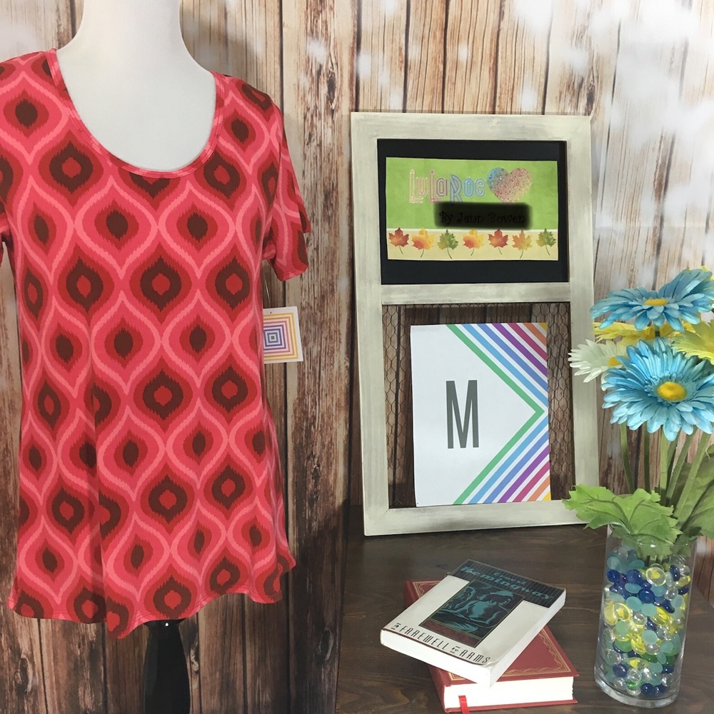 LuLaRoe classic T