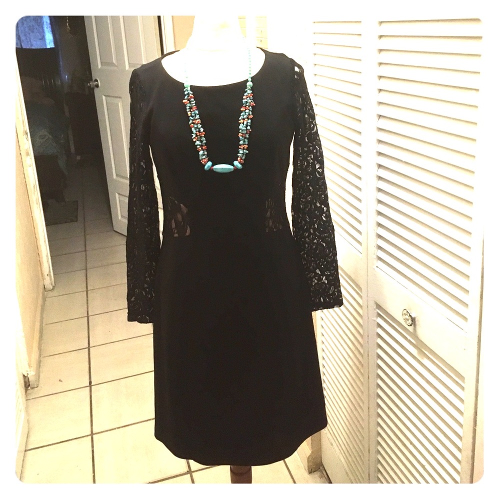 Black dress are a knock out for a party outfit