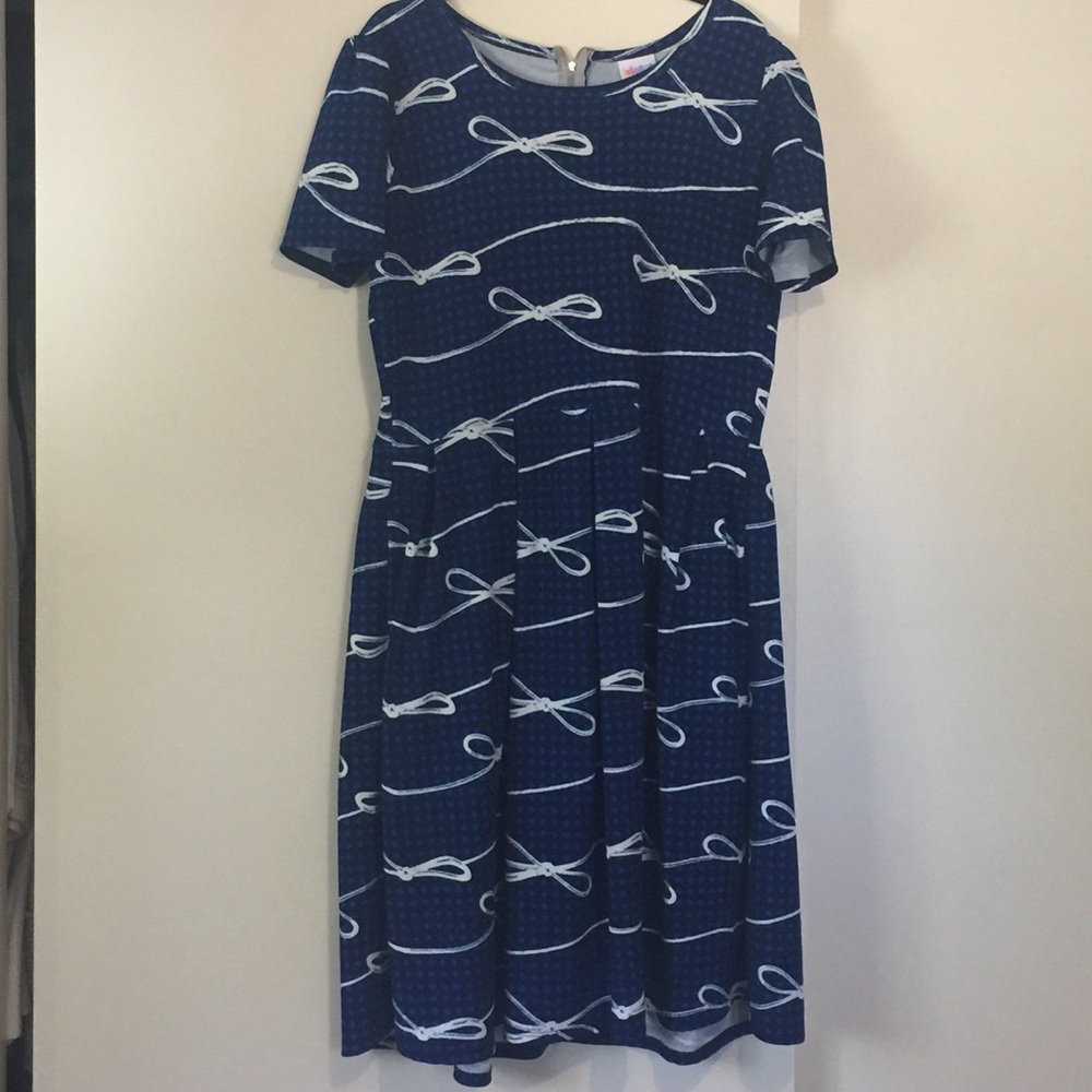 Lularoe Amelia dress