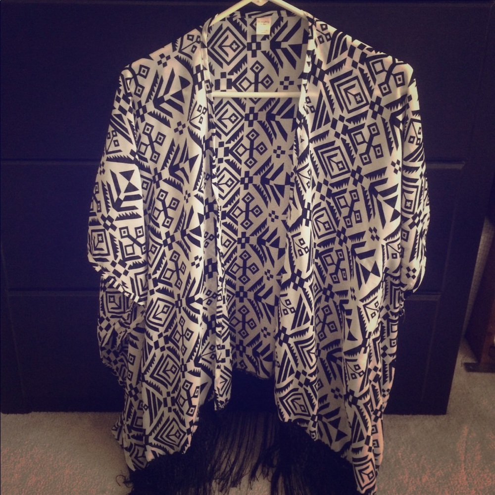 Short sleeve kimono