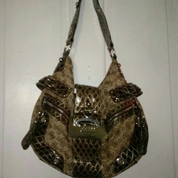 Guess Handbags - Guess Purse