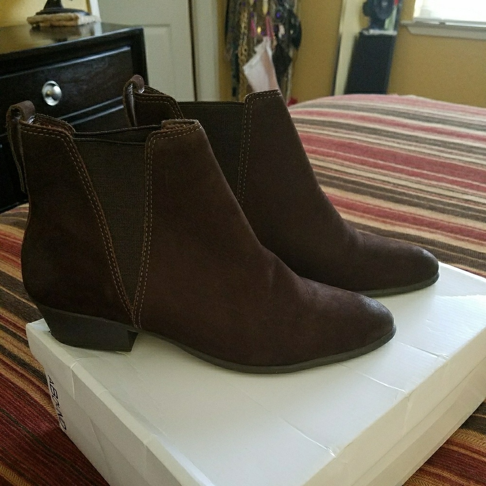 Brown Steve Madden Booties