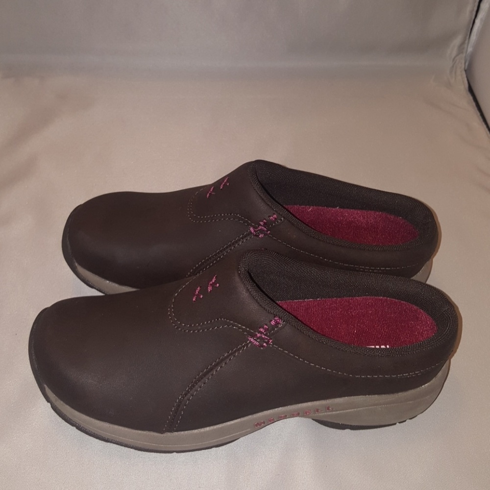 Women's Merrell Encore Cloge Size-6.5 Brown