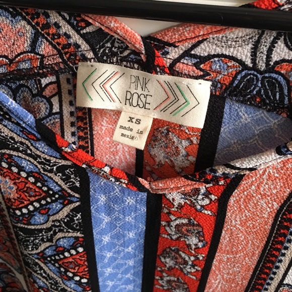 Small pattern top - Picture 3 of 3