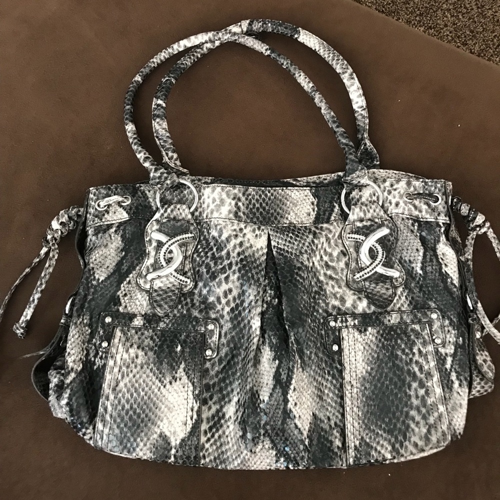 Sold!!!!! Snakeskin black & white should bag