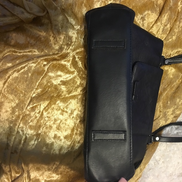 😍2/$29 M.C. Marc Chantal purse black - Picture 8 of 8