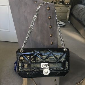 Micheal kors crossbody bag