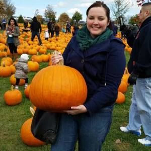 Meet your Posher, Lauren