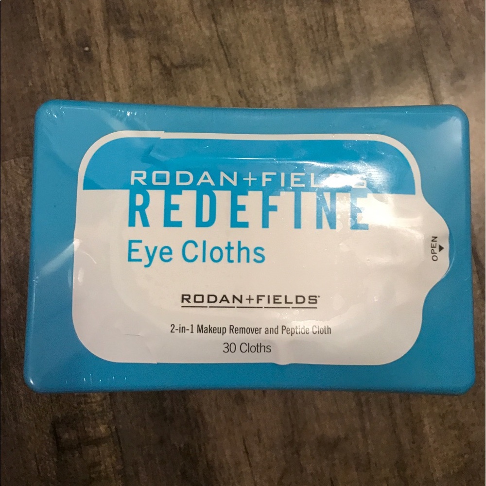 Rodan+Fields REDEFINE EYE CLOTHS