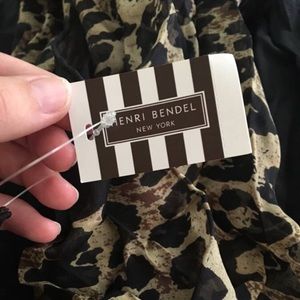 NWT Henri Bendel Chiffon Animal Print Scarf