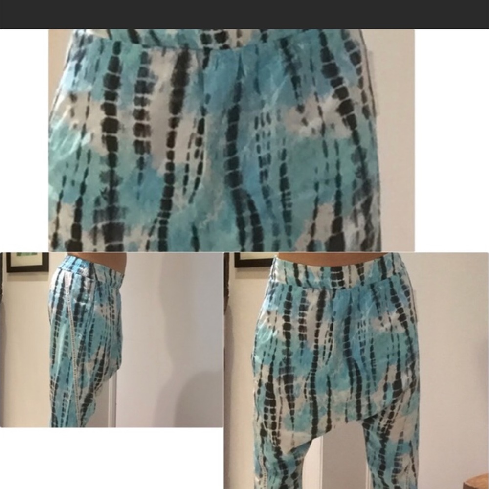 REPOSH BLUE/BLACK/WHITE HAREM PANTS