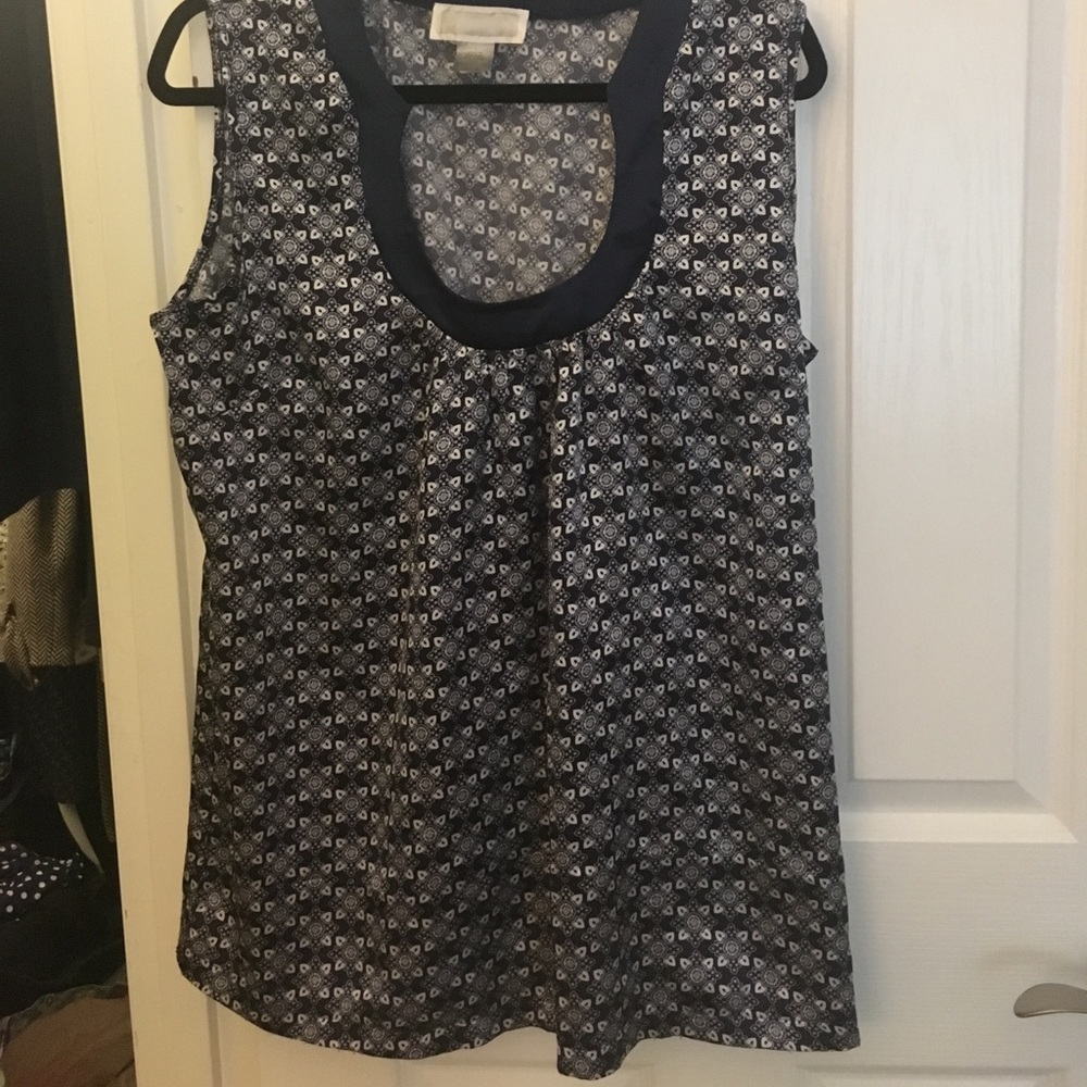 Everly Grey Maternity navy white satin tank top L