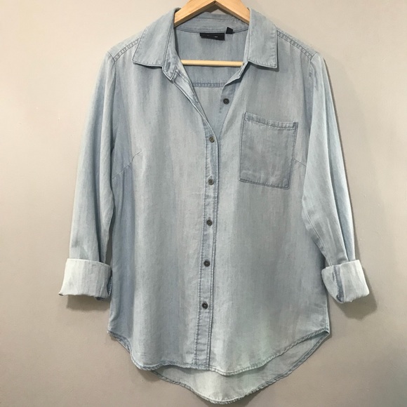 Chambray • Button Down Shirt - Picture 2 of 3