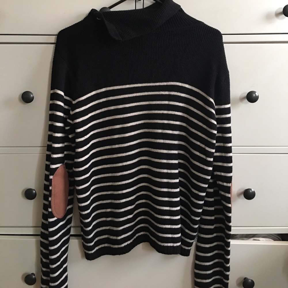 Large long sleeve turtle neck
