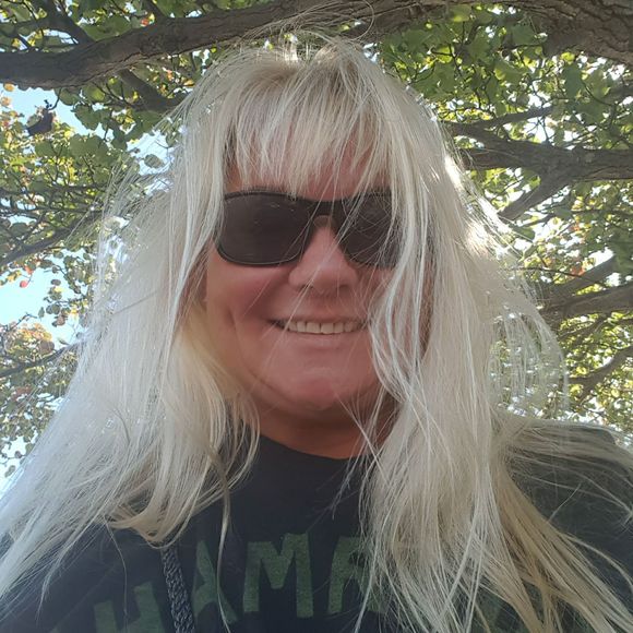 Meet your Posher, Denise - Picture 1 of 1