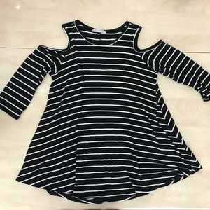 Black & white striped cold shoulder top
