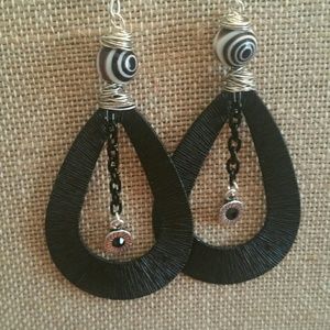Black Onx Dangle Earrings