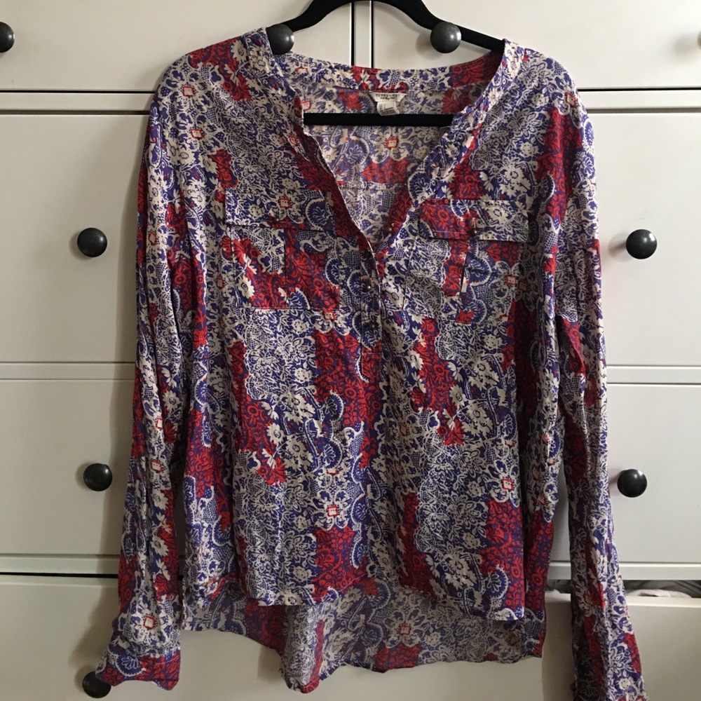 Large long sleeve half button down