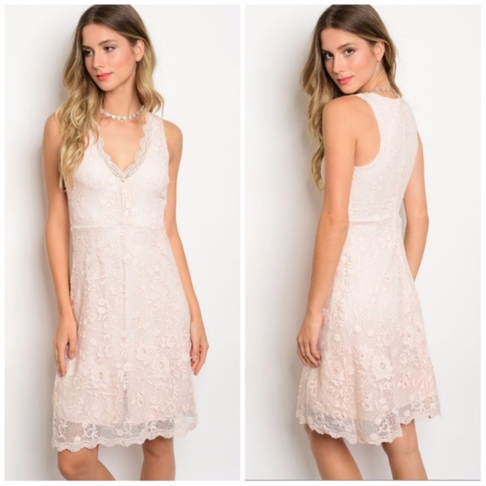 Only S left! Beautiful Chic Lace Mini Dress!
