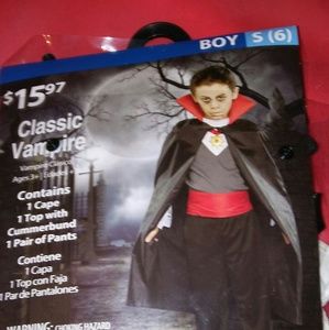 Boy vampier costume