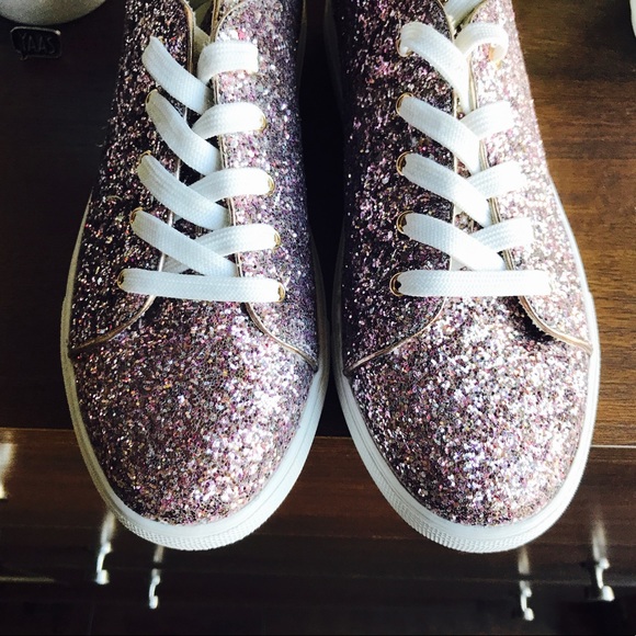 BRAND NEW! PINK GLITTER SNEAKERS 👟 - Picture 3 of 7