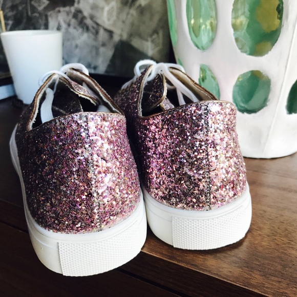 BRAND NEW! PINK GLITTER SNEAKERS 👟 - Picture 6 of 7