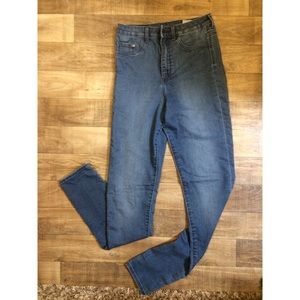 💃🏻 High-waisted soft jeans 💃🏻